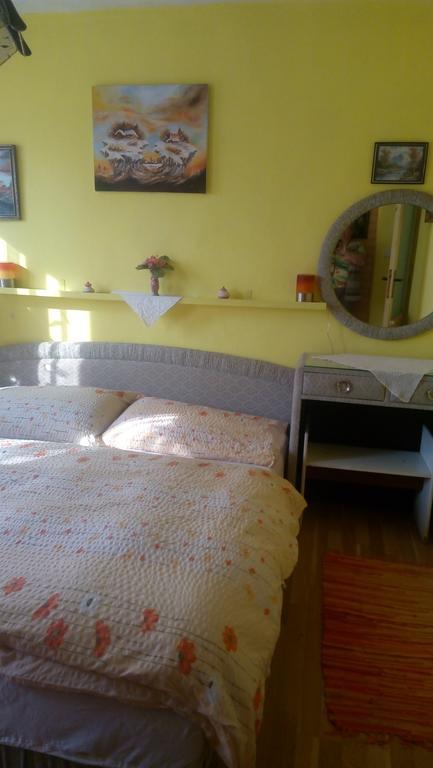 Hotel U Tri Kocek à Jablonné v Podještědí Extérieur photo