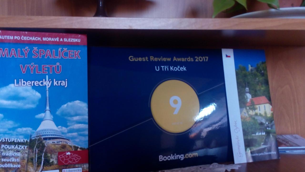 Hotel U Tri Kocek à Jablonné v Podještědí Extérieur photo